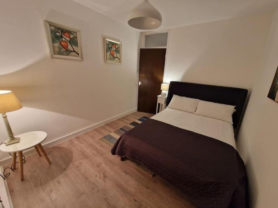 Newly Renovated Apartment! Londra Esterno foto