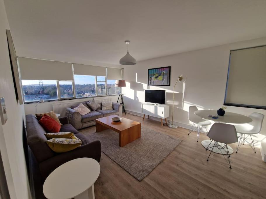 Newly Renovated Apartment! Londra Esterno foto